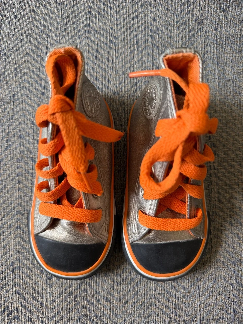 CONVERSE Chuck Taylor All Star Baby Boy Gold Metallic Leather High Top Sneaker 4